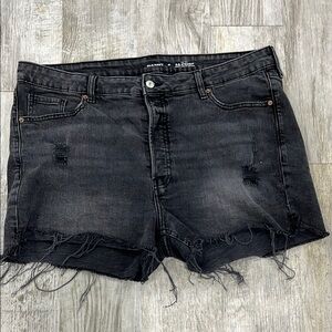 Old Navy shorts Black Jean Shorts size 18 plus size Distressed Frayed